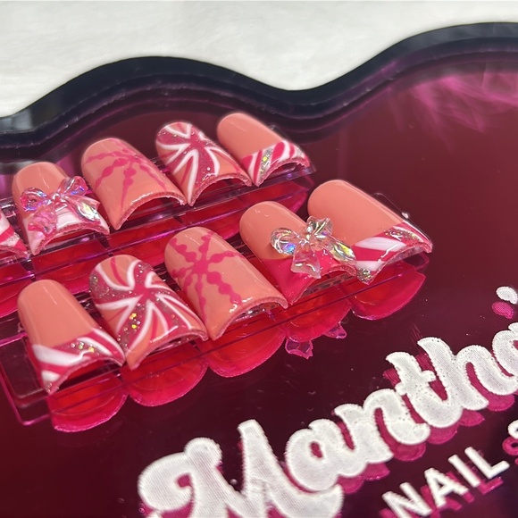 Christmas-Themed XS Duck Press-On Nails | Candy Cane, Snowflakes & Bow Charms | - Picture 3 of 5